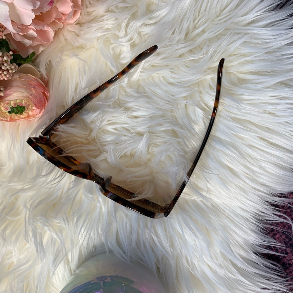 New Oversized Tortoise Big Frame Sunglasses - Picture 2 of 7